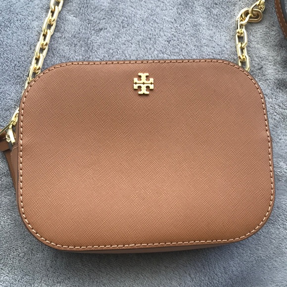 Tory Burch Handbags - NEW Tory Burch crossbody/clutch
